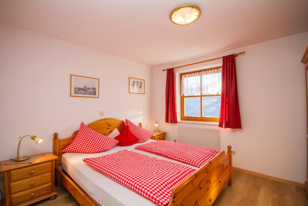 Birkenhof Villa Sluderno Room photo